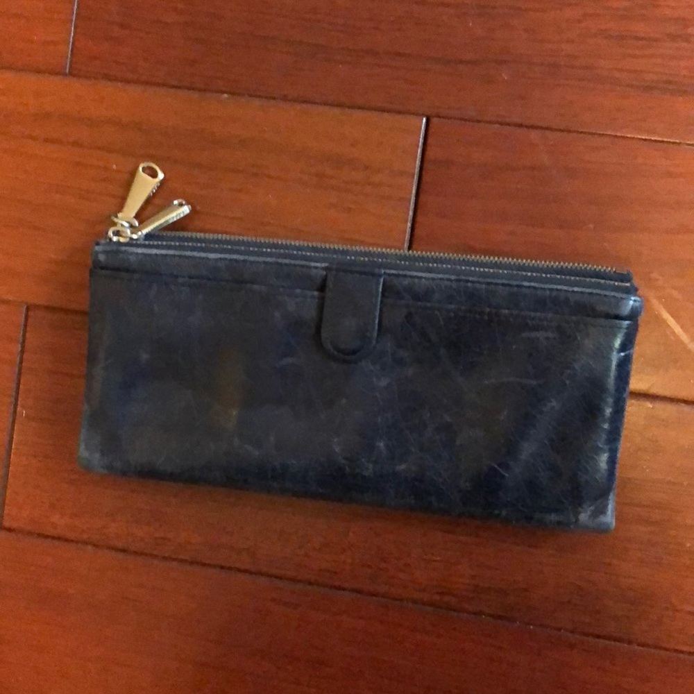HOBO Taylor wallet in Indigo